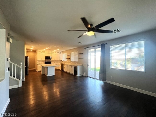 Building Photo - 6316 Silver Edge St