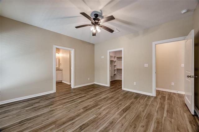 Building Photo - 1501 Fairway Dr