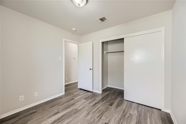 Building Photo - 177 Karrie Dr