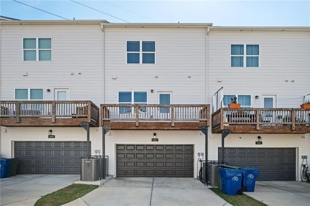 Building Photo - 1947 Drew Dr