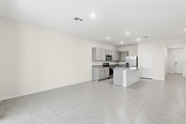 Building Photo - 17534 Crescent Moon Lp