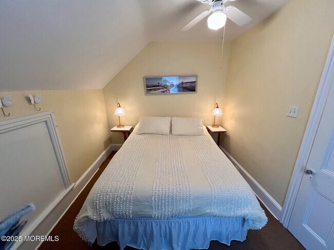 Building Photo - 34 Embury Ave