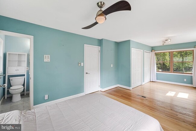 Building Photo - 6513 Old Dominion Dr