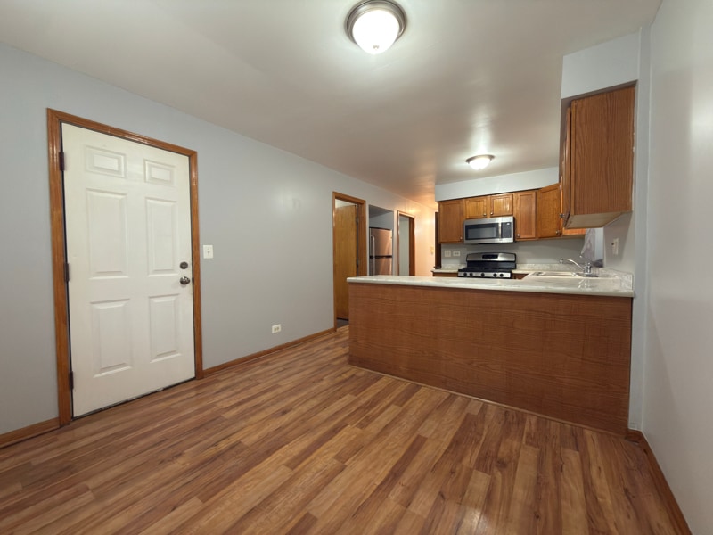 Building Photo - 6812 S East End Ave