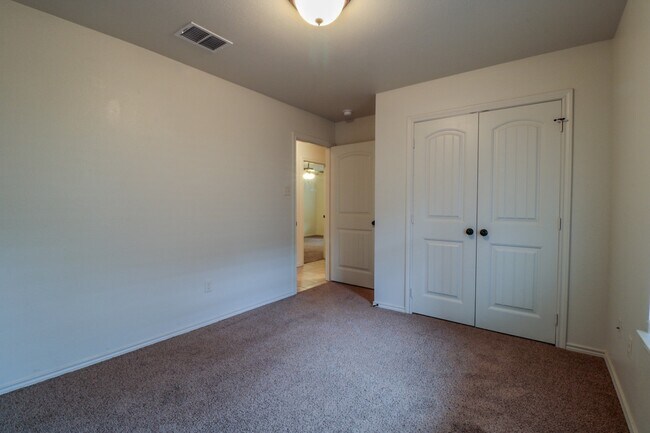 Building Photo - 9806 Avenue W