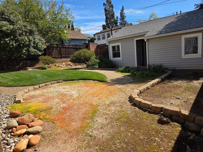 Building Photo - Historic Folsom 2 Bdrm, 1 Bath