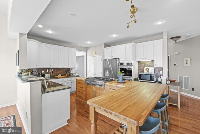 Building Photo - 15590 Canvasback Ct