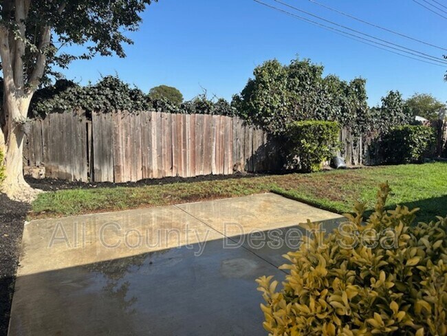 Building Photo - 4801 Kaui Dr