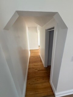 Building Photo - 403 W Eleventh St