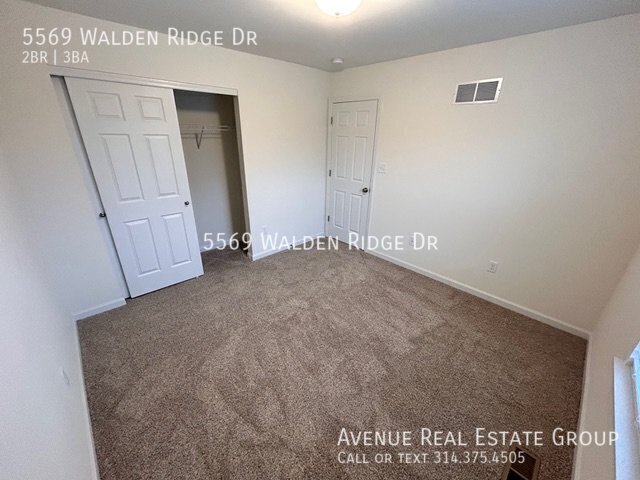 Building Photo - Modern 2-Bed Townhome in Walden Ridge – Ac...