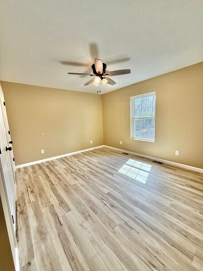 Building Photo - Just Built & Move-In Ready - Stunning New 3 Bedroom, 2 Bath Home!