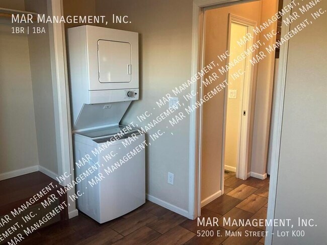 Building Photo - 5200 E Main St