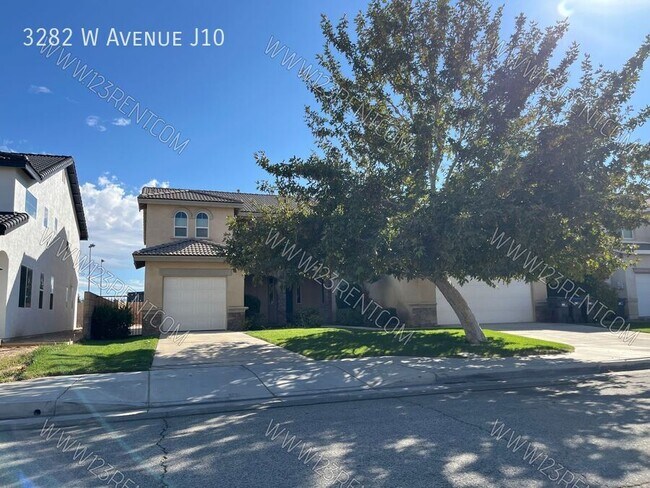 Building Photo - 3282 W Ave J 10