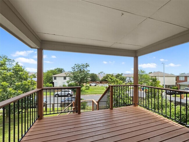 Building Photo - 5700 Glen Meadow Dr