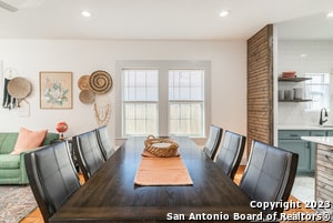 Building Photo - 475 E French Pl