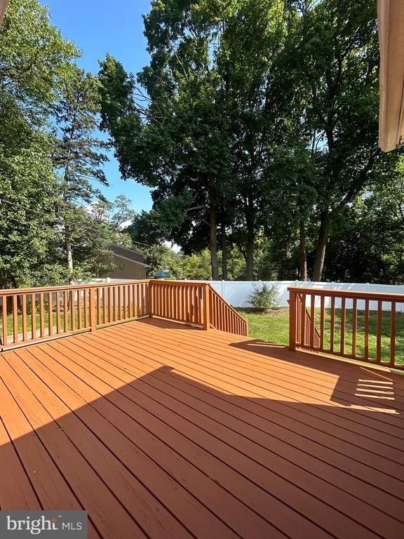 Building Photo - 2560 Betzwood Dr