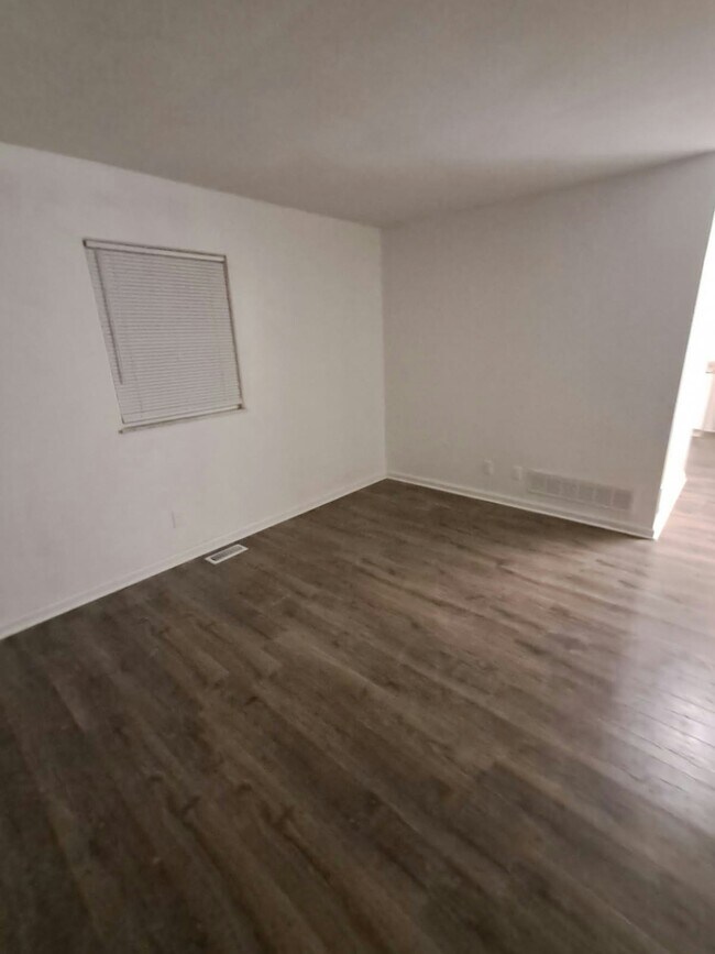 Building Photo - 3532 Dorham Pl