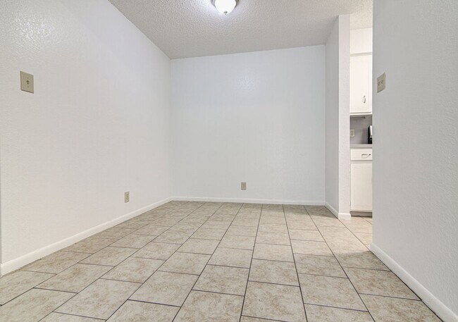 Building Photo - 3603 Rocky Hollow Trail