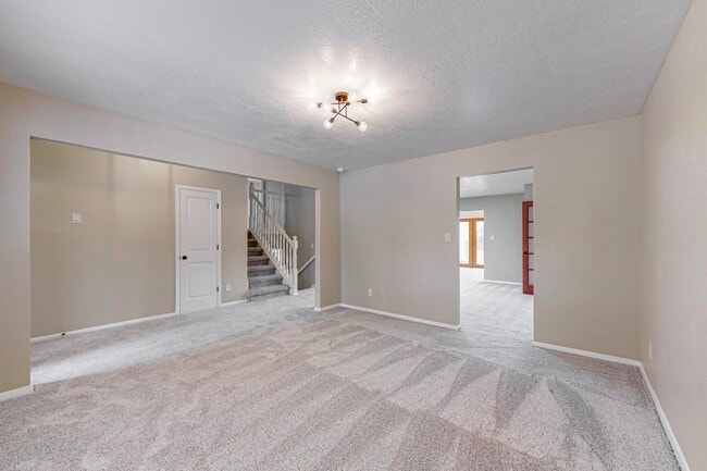 Building Photo - 713 Rio Arriba Ave SE