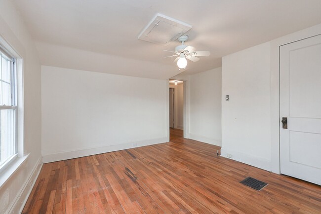 Building Photo - 3372 Sutton Rd