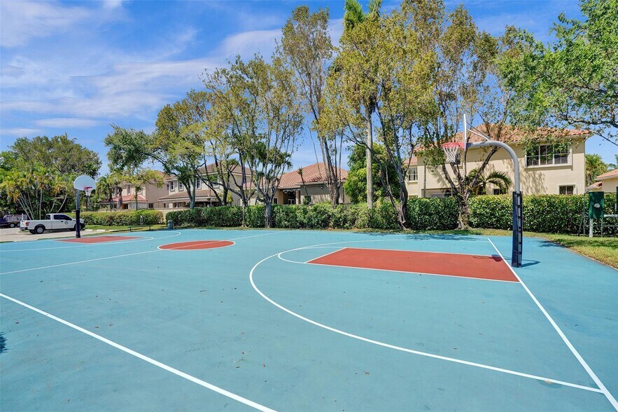Building Photo - 3467 SW 170th Ter