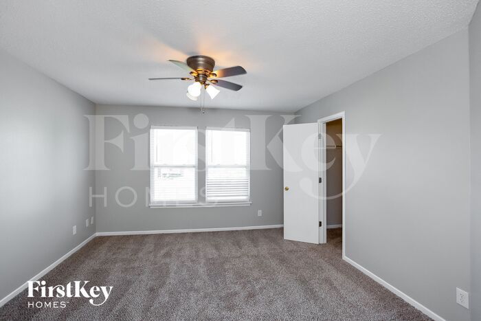 Building Photo - 2235 Collins Way