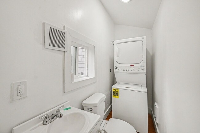 Building Photo - 9451 36th Ave SW