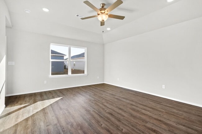 Building Photo - Brand new 3 bedroom, 2 bathroom home in Fayetteville, Arkansas