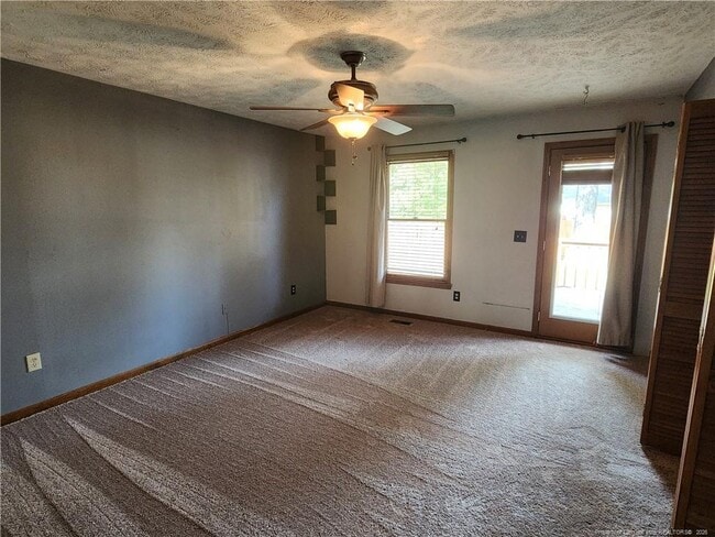 Building Photo - 909 Flintwood Rd