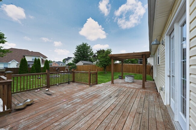Building Photo - Show-Stopping Rental Home – A Rare Find wi...