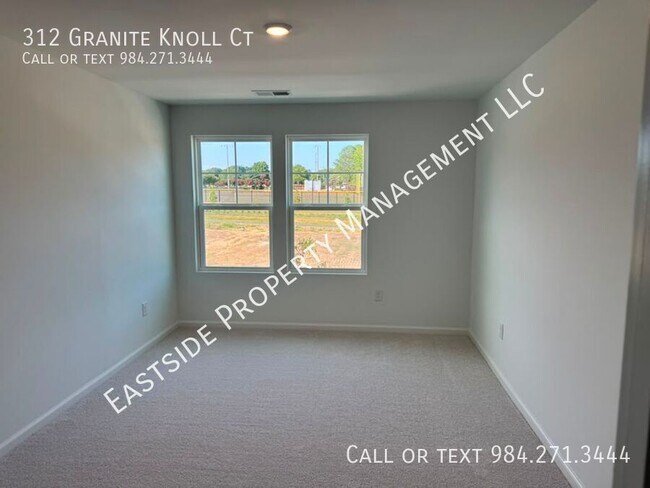 Building Photo - 312 Granite Knl Ct