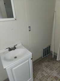 Building Photo - 255 6th St
