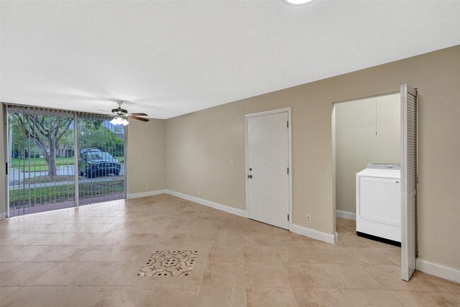 Building Photo - 10733 Cleary Blvd