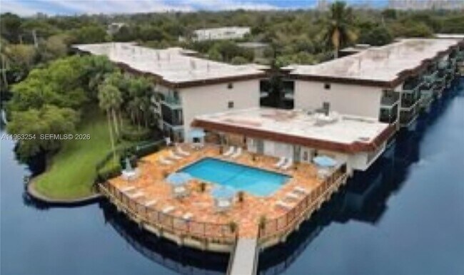 Building Photo - 1785 N Andrews Square