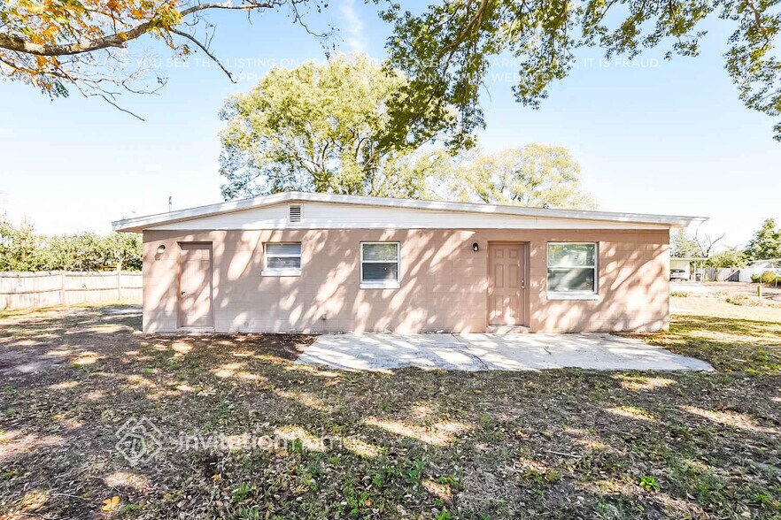 Building Photo - 1333 Pleasantview Dr