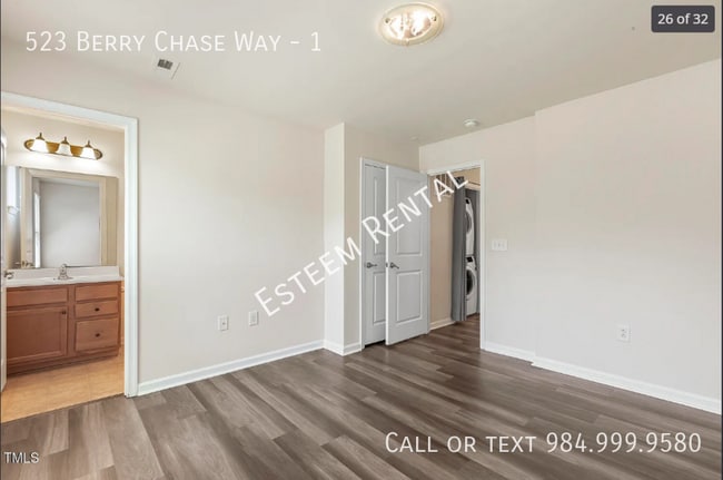Building Photo - 523 Berry Chase Way