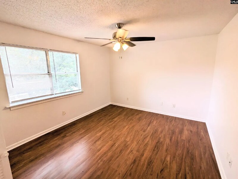 Building Photo - 4708 Palm Tree Ln