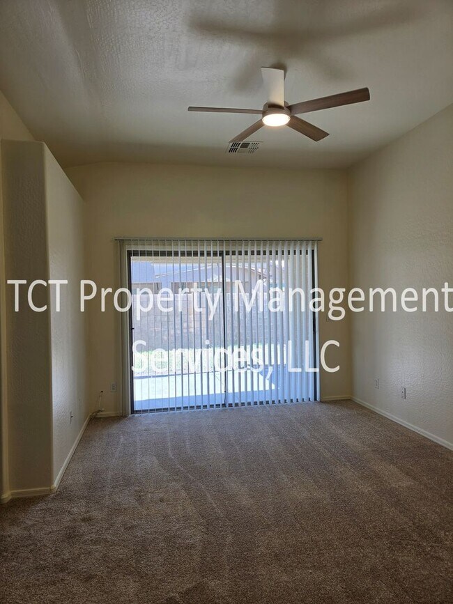 Building Photo - Great 2 Bed, 2 Bath with Open Floor Plan!