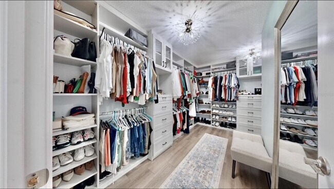 Building Photo - Single Family Home