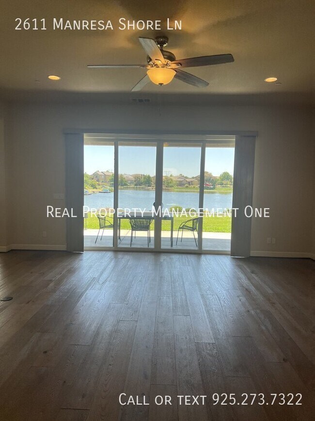 Building Photo - 2611 Manresa Shore Ln