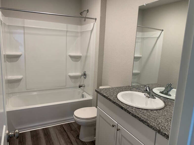 Building Photo - 4818 Republic View