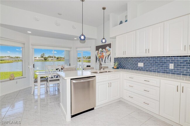 Building Photo - 22589 Island Lakes Dr