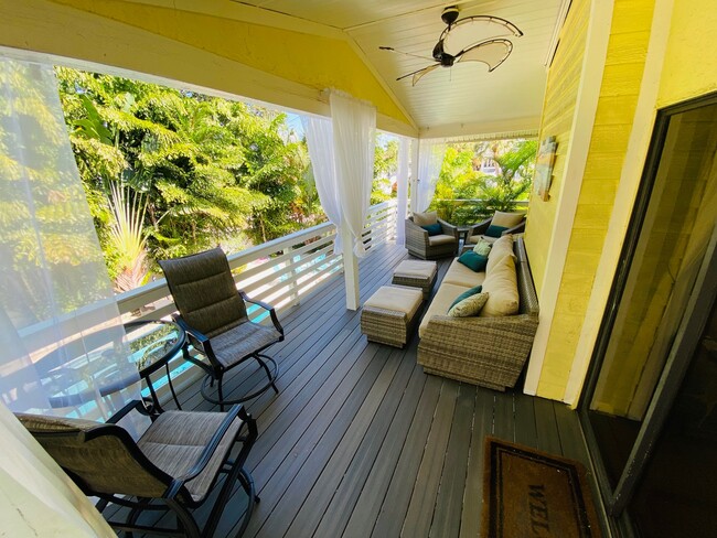 Building Photo - 3401 E Debazan Ave