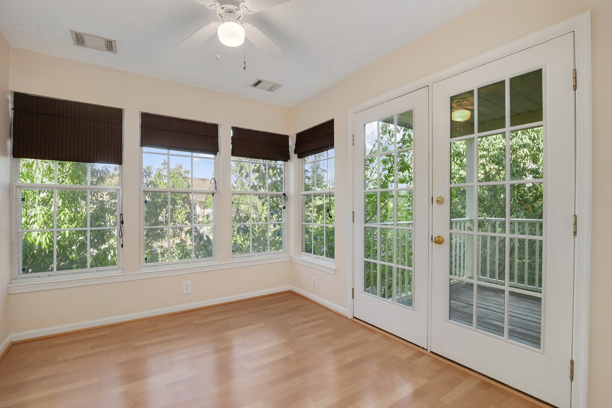 Building Photo - 13100 Briarcliff Terrace