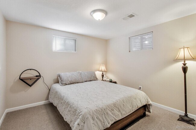 Building Photo - 3850 W Radcliff Ave