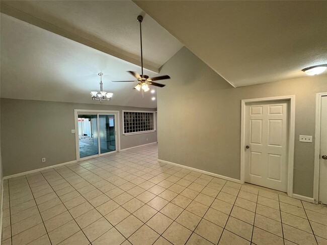 Building Photo - 4906 Caranchua Reef Dr