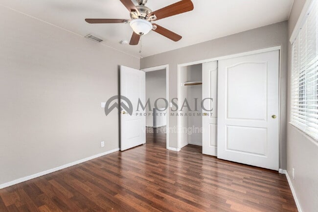 Building Photo - 3761 S Waterfront Dr