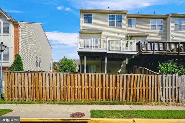 Building Photo - 217 Chesterbrook Ct