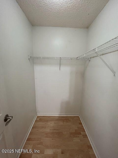 Building Photo - 2127 Forest Gate Dr W