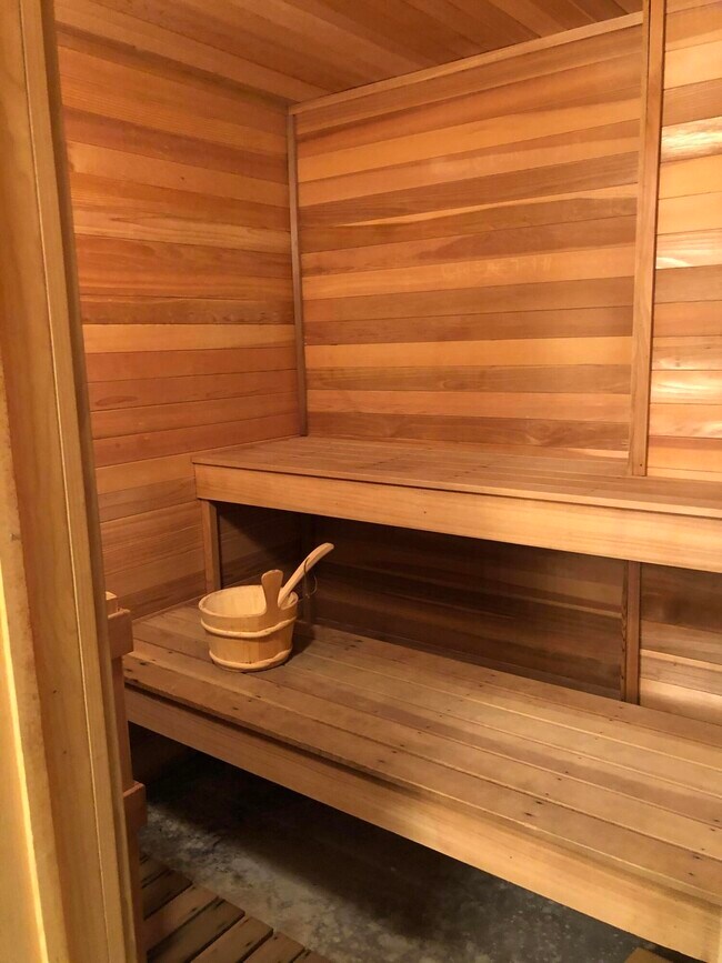 Building Photo - 5159 N Hwy A1A